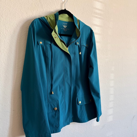 Zenergy by Chico’s Women's Teal and Green Jacket size 2 lightweight athletic - Picture 2 of 8